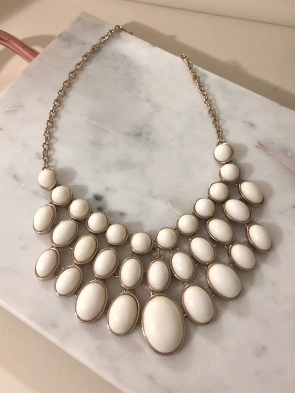 White Statement Necklace Vintage Y2K Retro Costume Bib Charming Charlie
